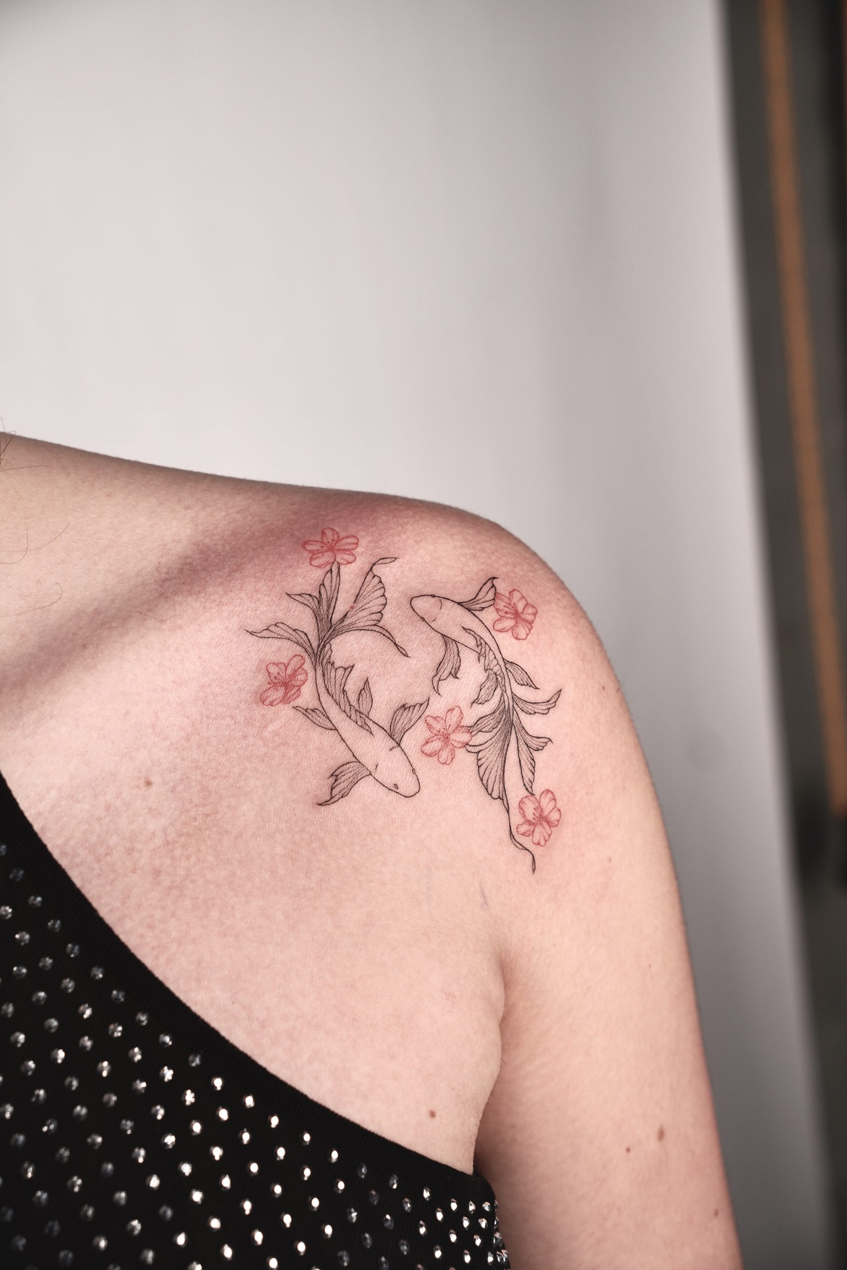 Ornamentales Mandala Fine Line Tattoo Berlin